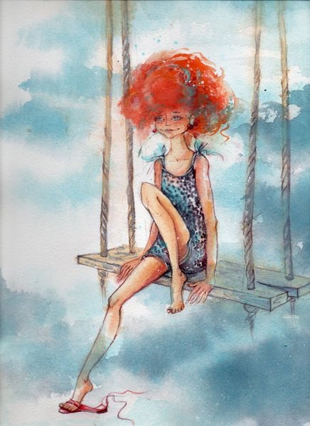 Рыжая девочка на качелях