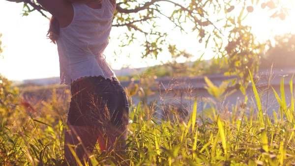 Девушка сзади