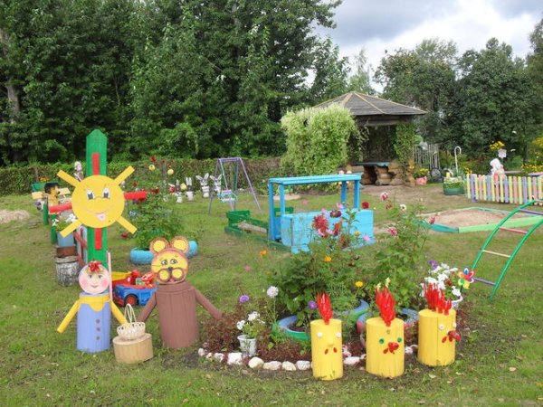 Украсить участок в детском саду