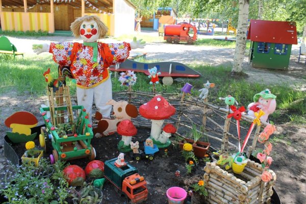 Украшение участка в ДОУ