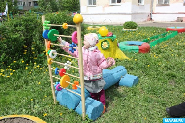 Украшение площадки в детском саду