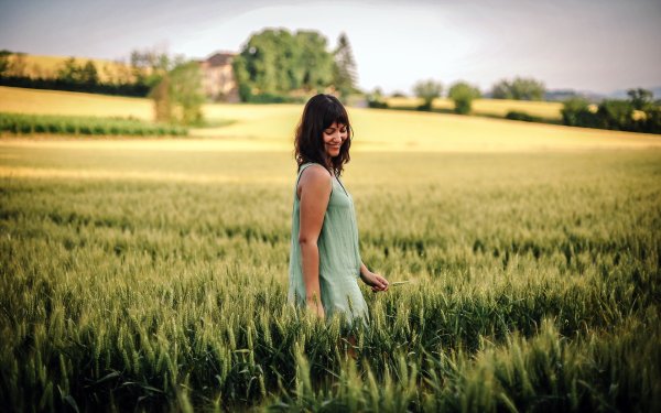 Девушка лето