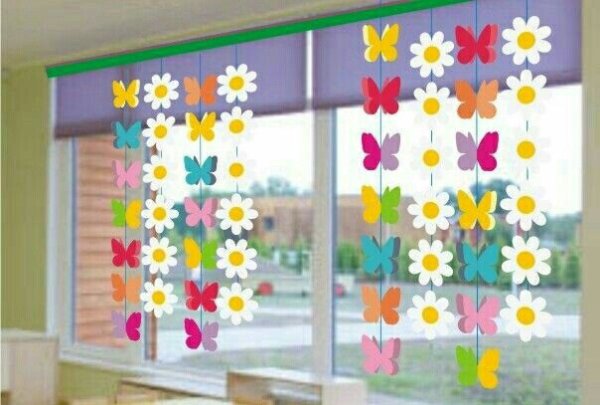 Украшение окон осенью в детском саду
