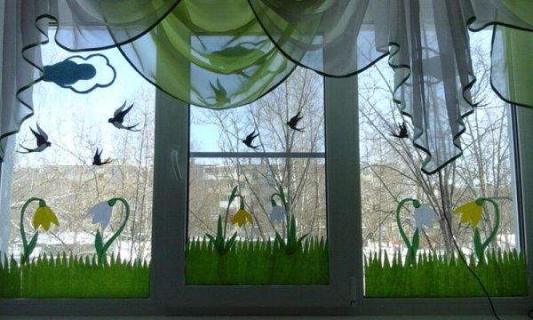 Украшение окон к весне в детском саду
