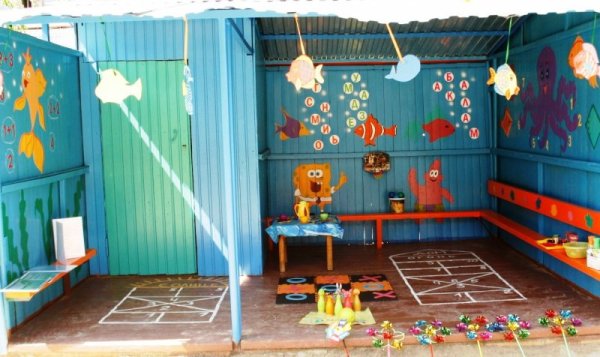 Украшение детской площадки в детском саду