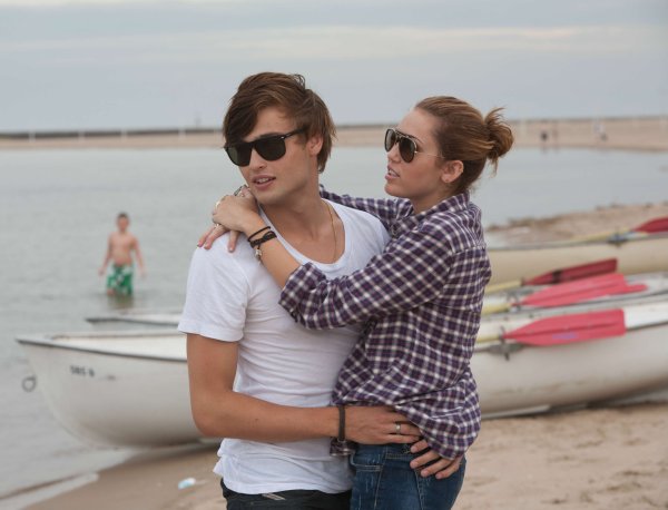 Дуглас бут 2012