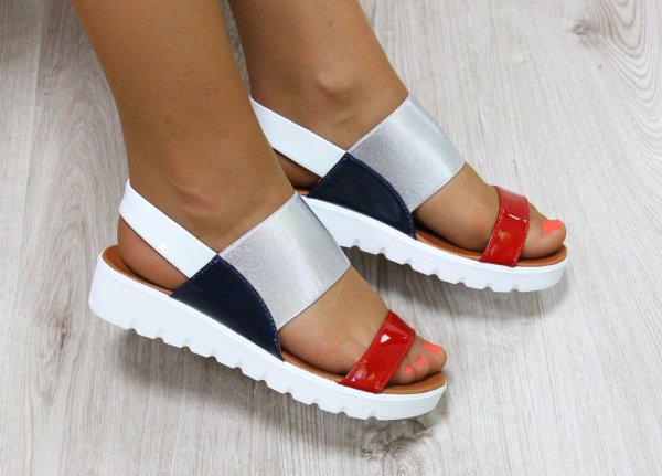 Босоножки женские