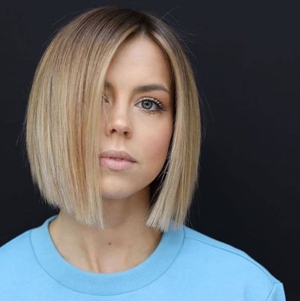Каре Блант Боб 2020 блонд