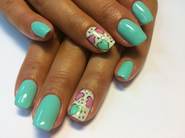 Цветной маникюр