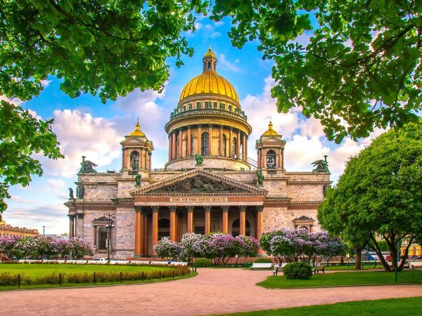 Питер Исаакиевский собор пасмурно