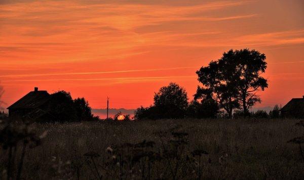 Августовский вечер в деревне