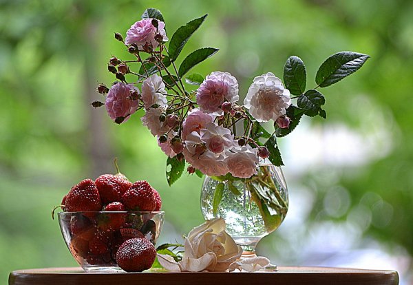 Знойный аромат лета