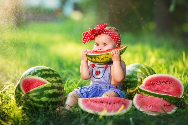 Фотосессия с арбузами детская