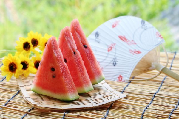 Море солнце Арбуз