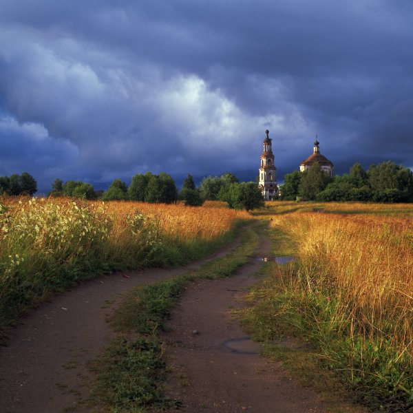 Русь река береза храм