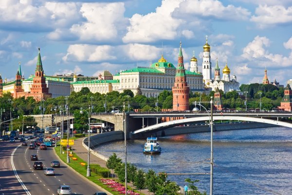 Москва площадь города км2