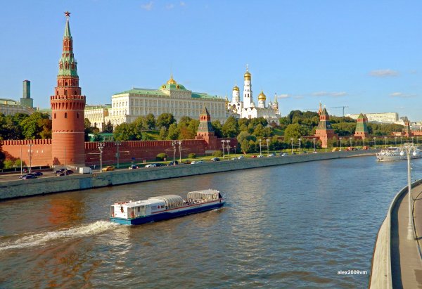 Вид на Москву ночью