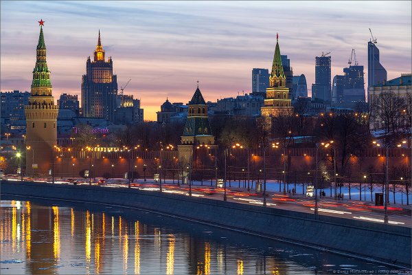 Ночная Москва летом