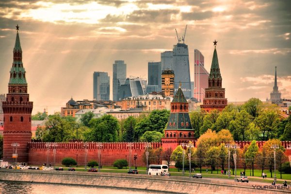 Кремль набережная Москвы-реки