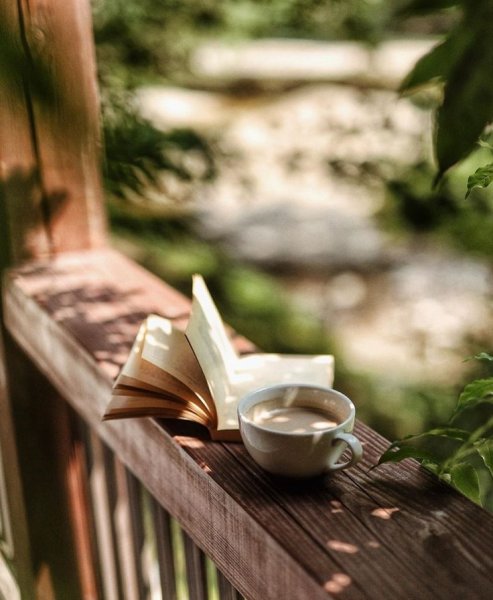 Чашечка кофе на природе