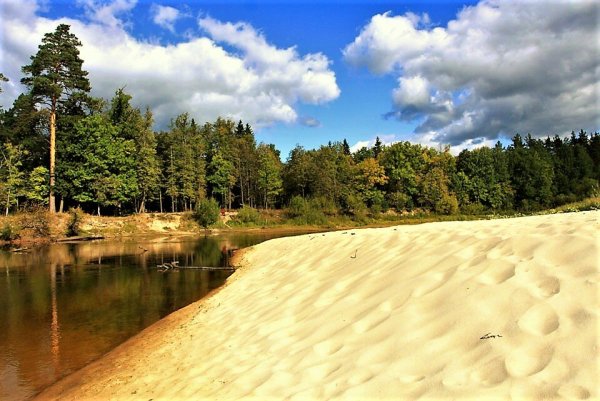 Река Лух Фролищи