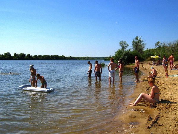 Пляж на речке