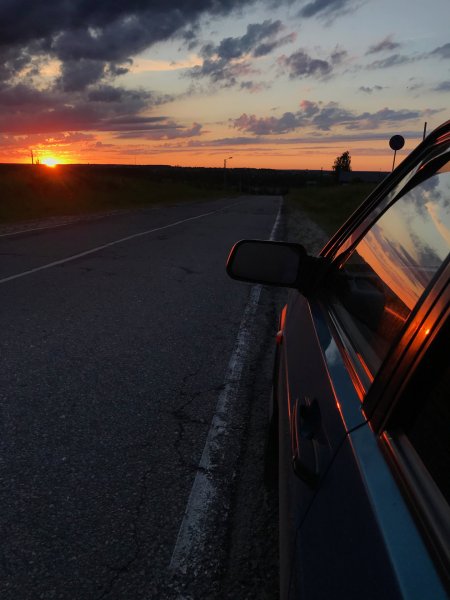 Мерседес АМГ лес