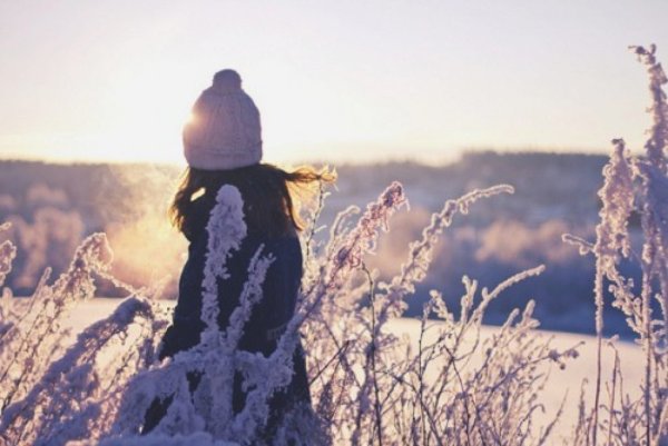 Девушка в теплой одежде