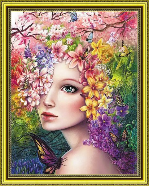 Лето в образе девочки