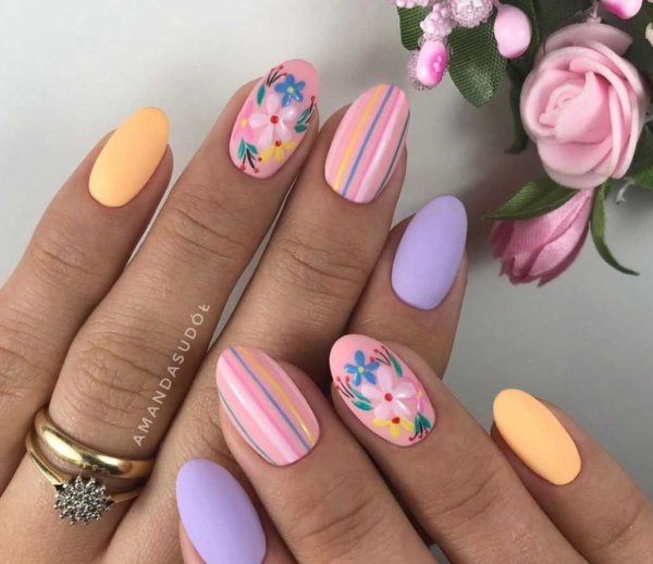 Маникюр лето