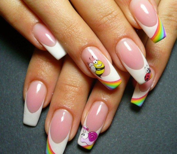 Летний французский маникюр