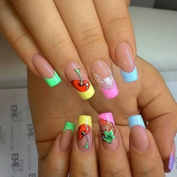 Яркий френч