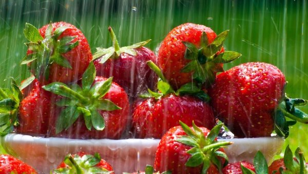 Сочная клубника