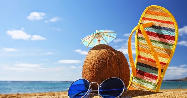 Половина лета надпись