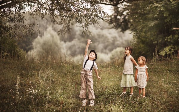 Беззаботное детство в картинах Владимира Волегова