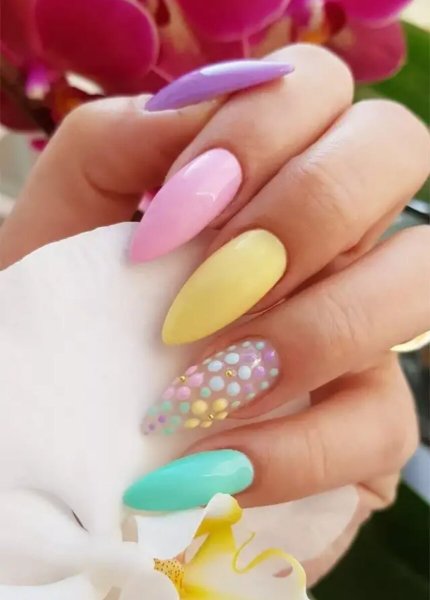 Яркие ногти