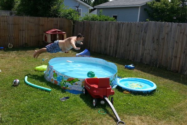 Прикольный бассейн