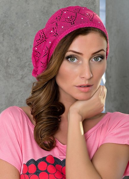 Красивые женские беретки