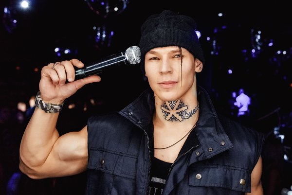 Нилето 2020 певец