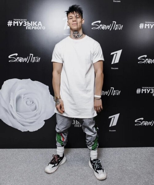 Нилето певец