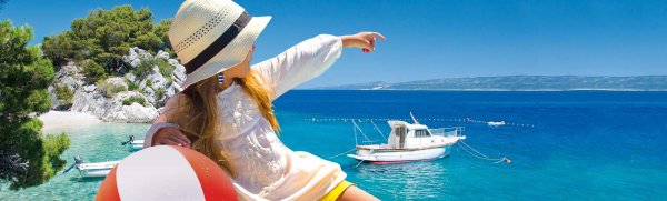 Девушка чемодан самолет