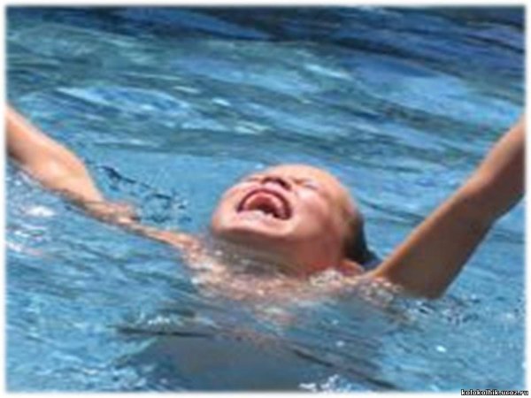 Купаться в воде