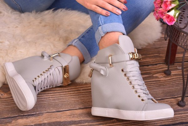 Сникерсы обувь