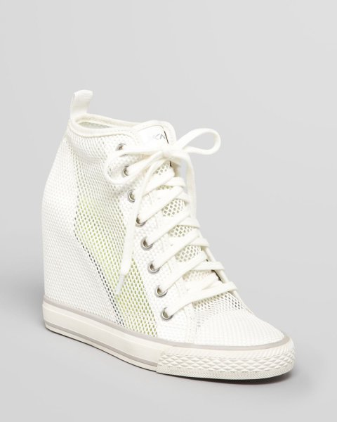 Летние сникерсы DKNY