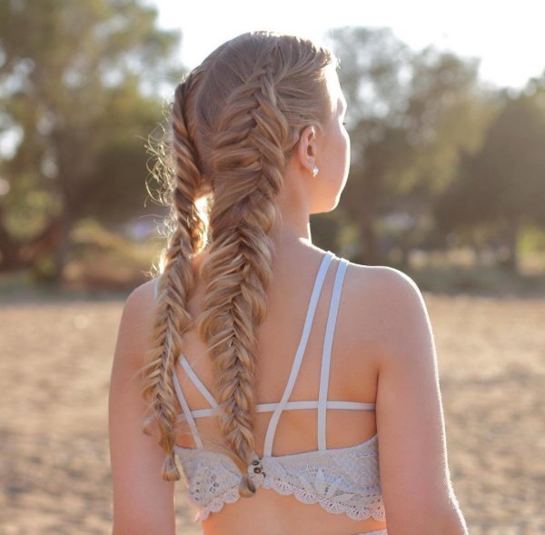 Пучок на средние волосы в школу