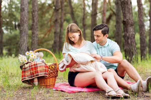 Летняя фотосессия на природе семьей