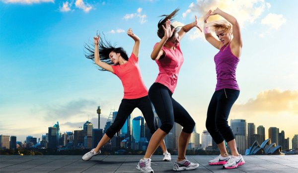 Зумба на улице