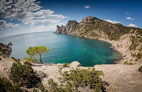 Голубая бухта новый свет