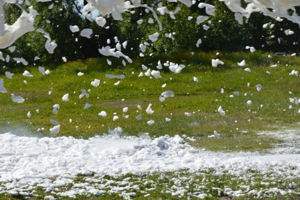 Летний снег