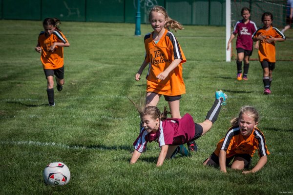 Футбол игра детская